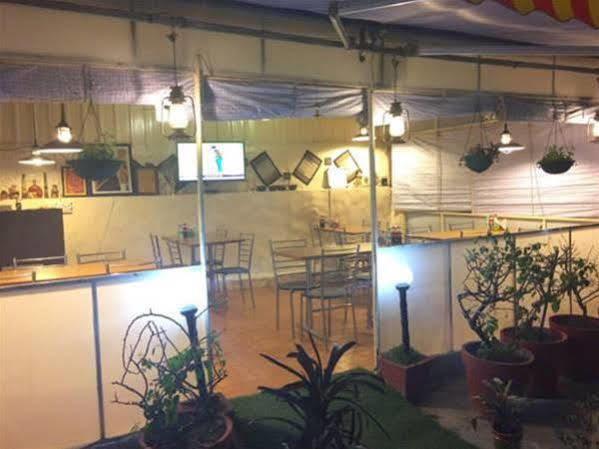 دهرادون Hotel Sukhsadan المظهر الخارجي الصورة